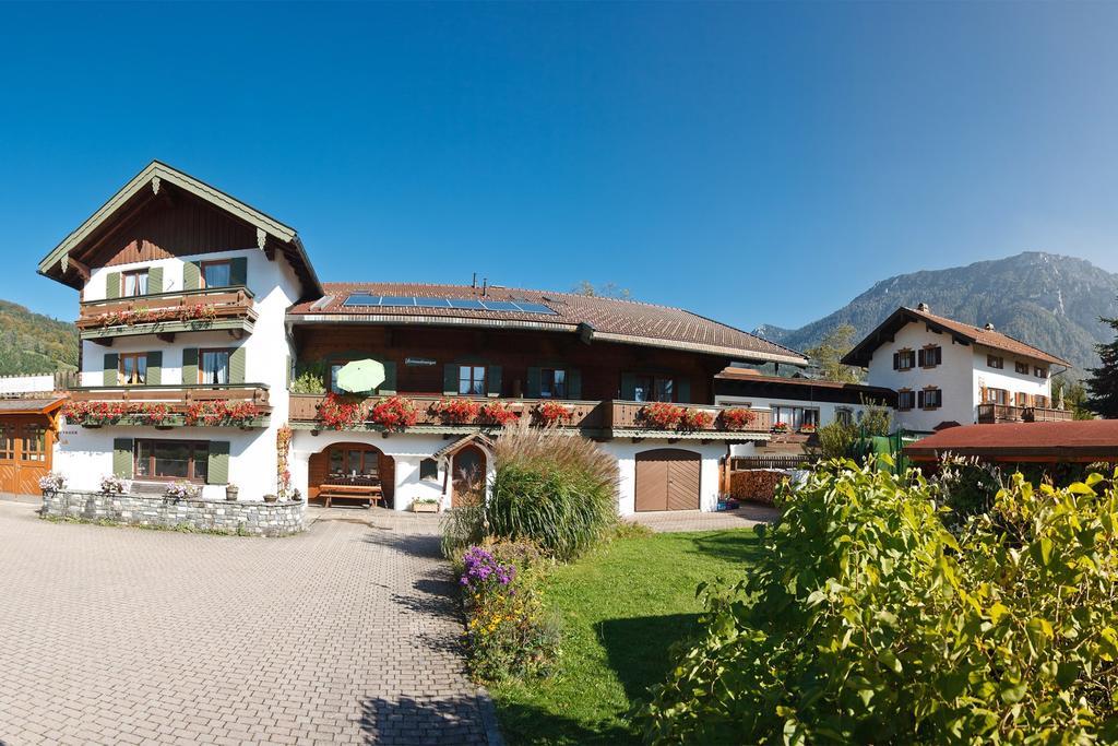 Ferienwohnungen Gastager ルーポルディング 部屋 写真